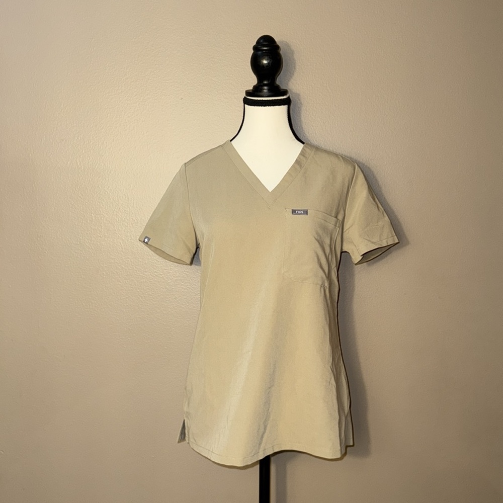 Figs Scrub Top